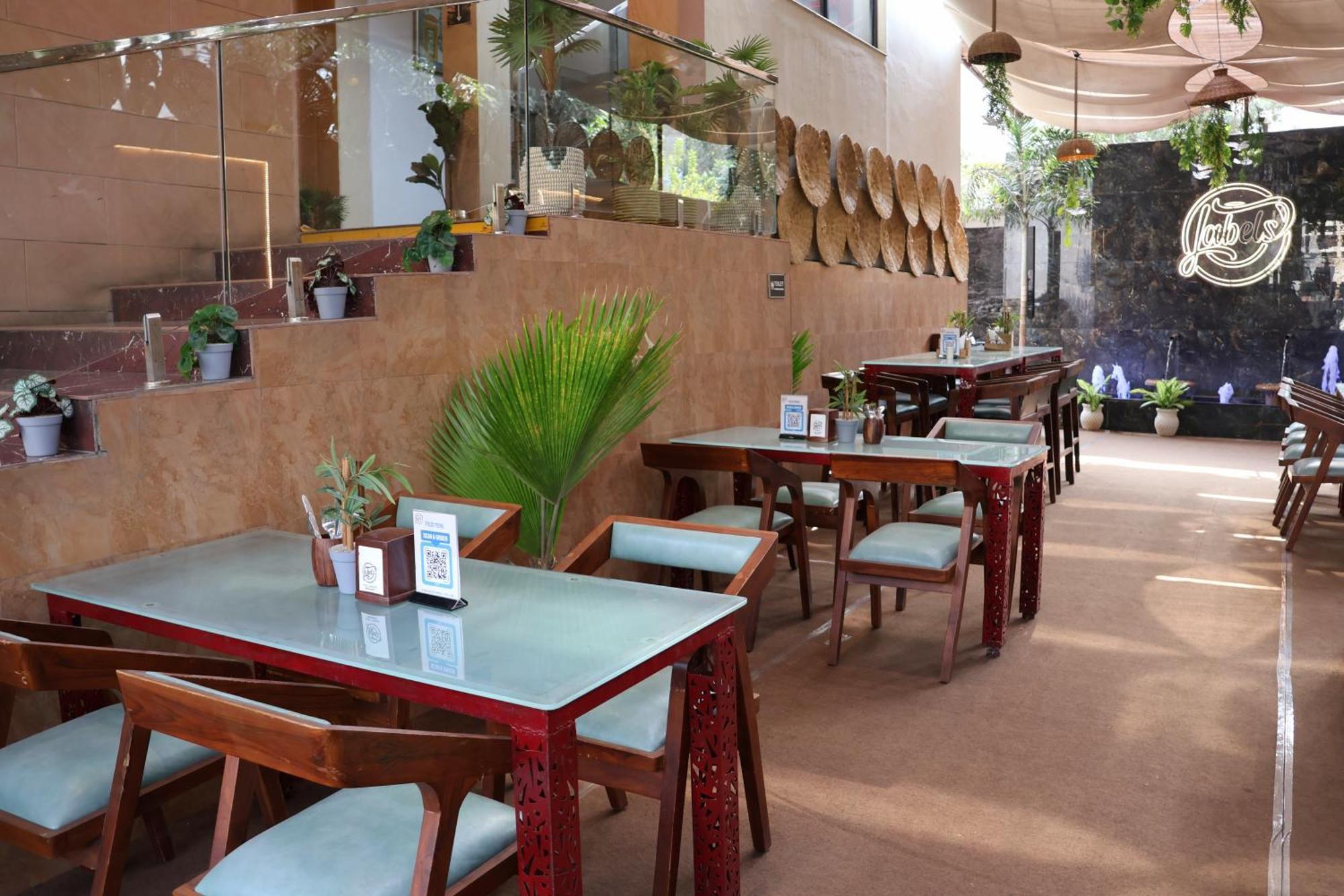 Labels Hotel Nagpur Exterior photo